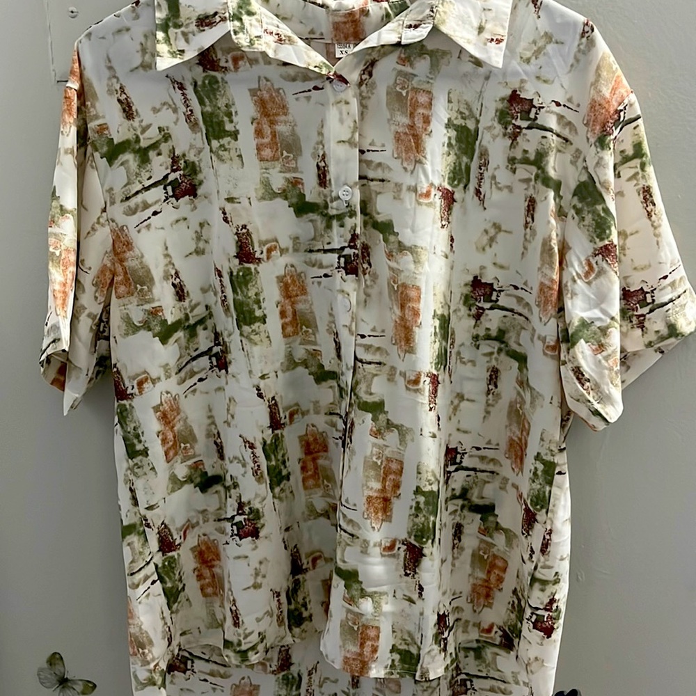I don’t wear it and I don’t like it that is just sitting there in my closet